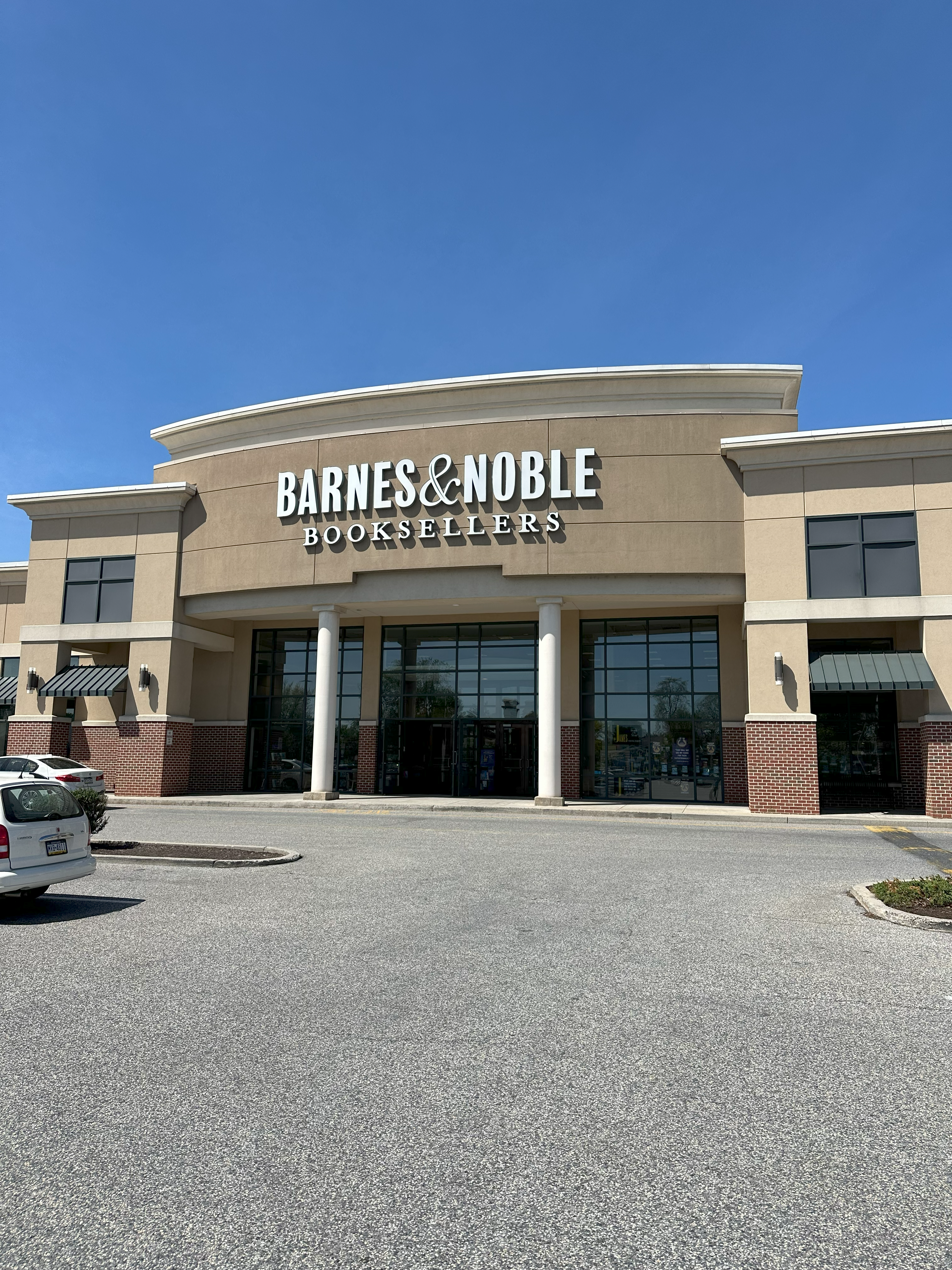 Camp Hill Shopping Center - Image 4